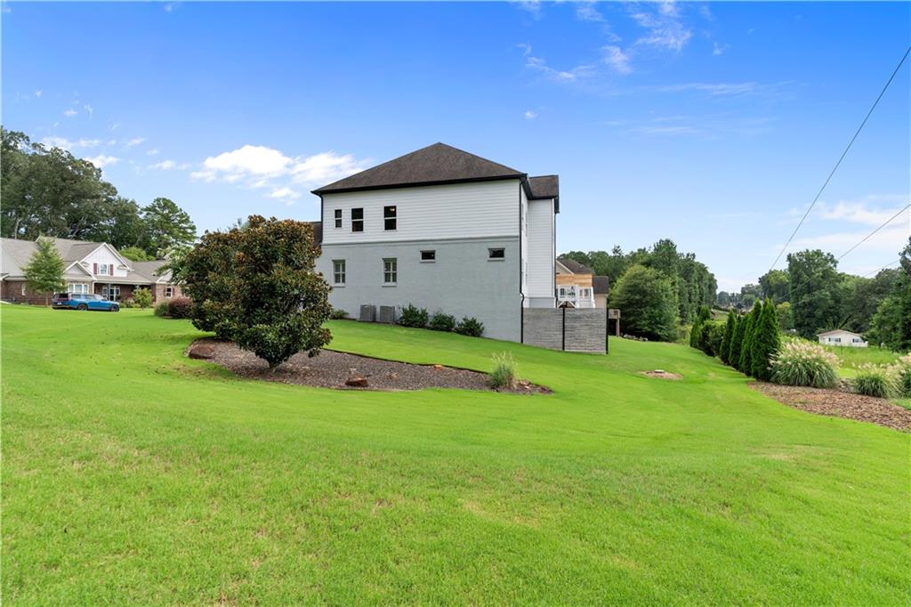 Lincoln Estates - Residential