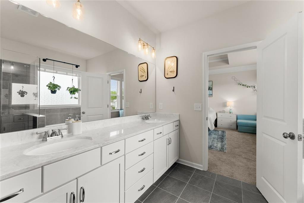 PORCHES AT MOBLEY LAKE - PB155-215 - Residential