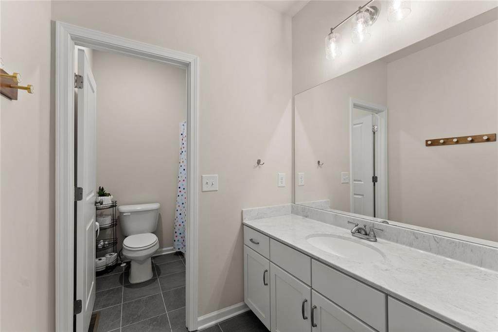 PORCHES AT MOBLEY LAKE - PB155-215 - Residential