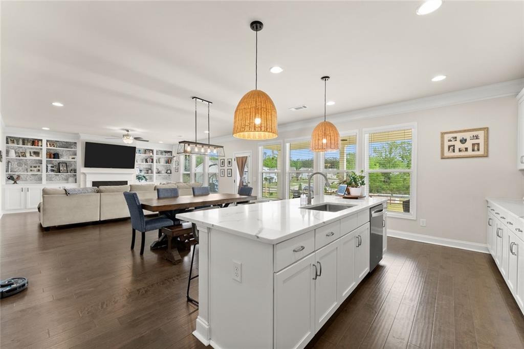 PORCHES AT MOBLEY LAKE - PB155-215 - Residential