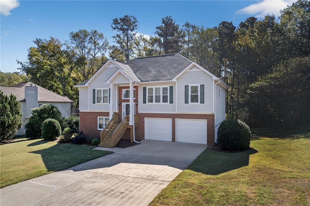 5843 Millers Pond Lane
