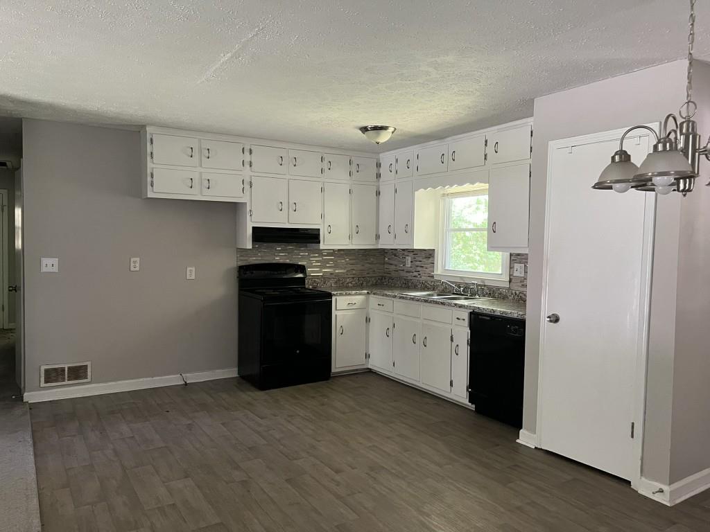6512 Executive Drive, Winston, Georgia image 7