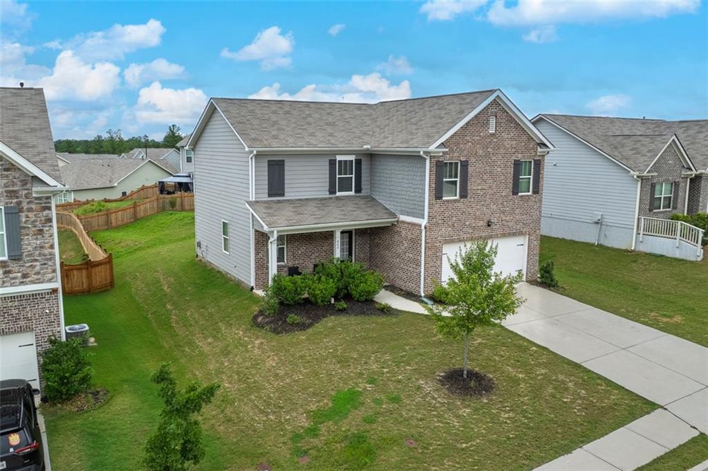 400 Hummingbird Trail