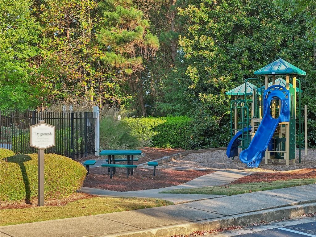River Green - Residential
