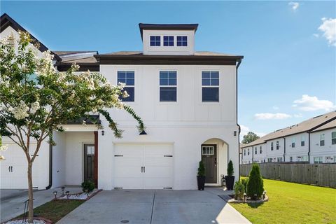 Townhouse For Sale - 162 Auburn Run Lane<br/> Barrow County, Auburn, GA 30011