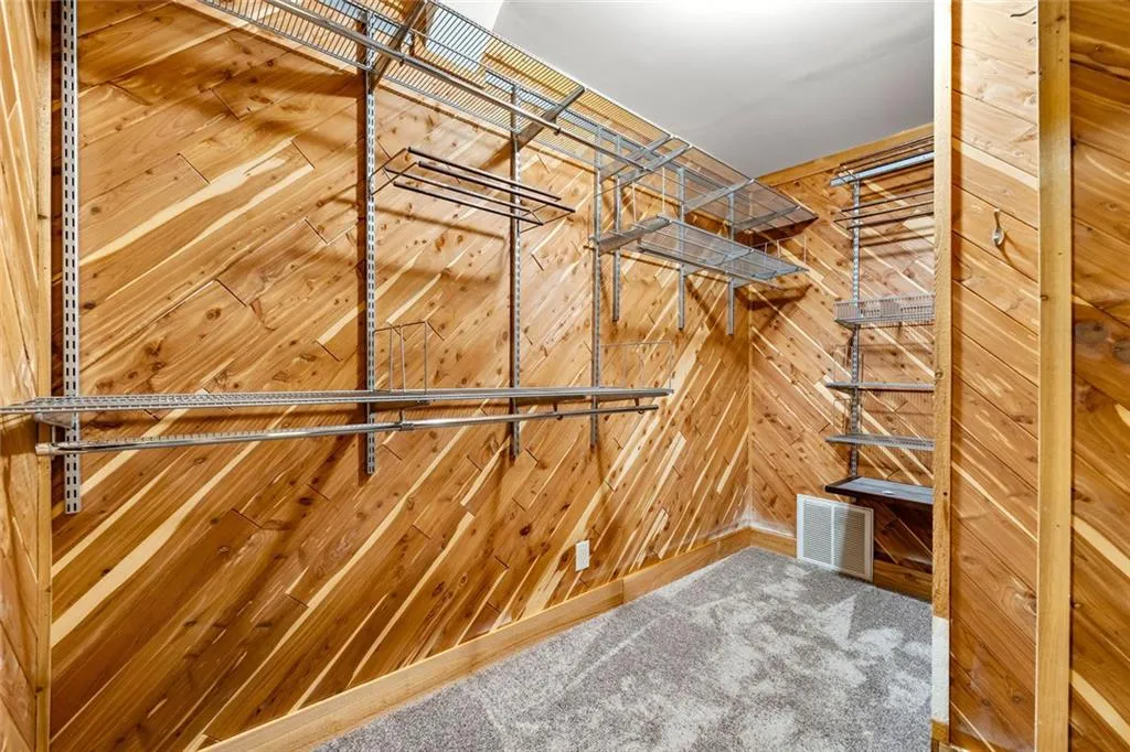 Atlanta, Georgia 30342, United States, 5 Bedrooms Bedrooms, ,3 BathroomsBathrooms,Residential,Active,112096