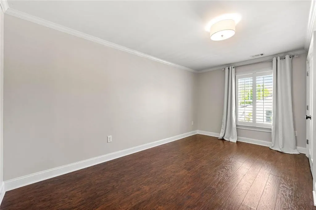 Atlanta, Georgia 30342, United States, 5 Bedrooms Bedrooms, ,3 BathroomsBathrooms,Residential,Active,112096