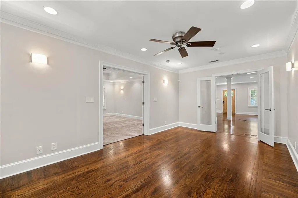 Atlanta, Georgia 30342, United States, 5 Bedrooms Bedrooms, ,3 BathroomsBathrooms,Residential,Active,112096