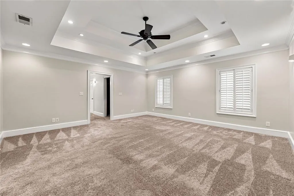 Atlanta, Georgia 30342, United States, 5 Bedrooms Bedrooms, ,3 BathroomsBathrooms,Residential,Active,112096