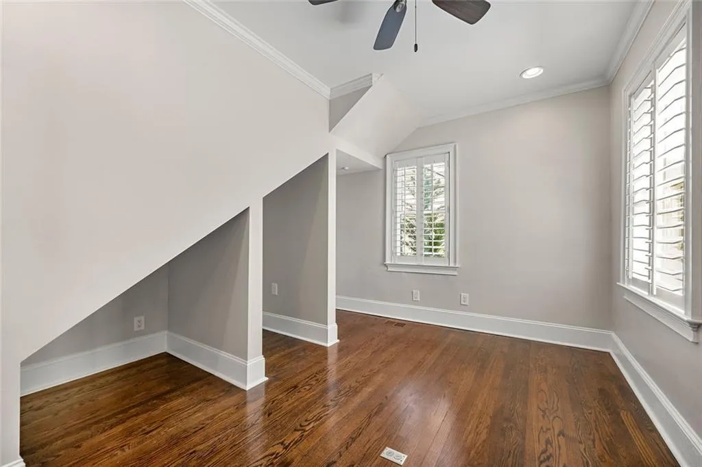 Atlanta, Georgia 30342, United States, 5 Bedrooms Bedrooms, ,3 BathroomsBathrooms,Residential,Active,112096