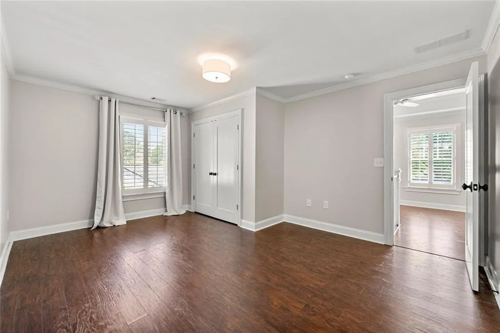 Atlanta, Georgia 30342, United States, 5 Bedrooms Bedrooms, ,3 BathroomsBathrooms,Residential,Active,112096