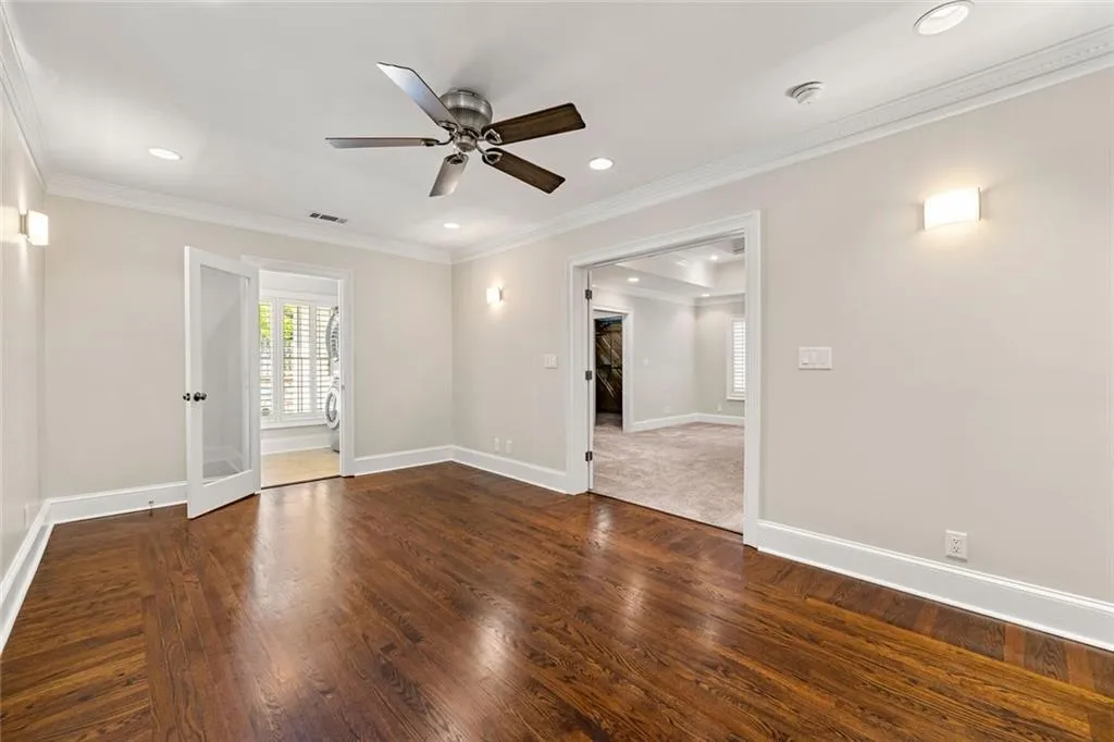 Atlanta, Georgia 30342, United States, 5 Bedrooms Bedrooms, ,3 BathroomsBathrooms,Residential,Active,112096