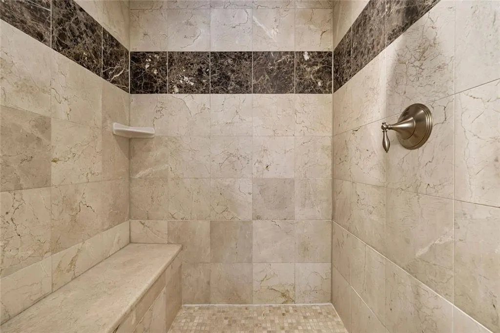 Atlanta, Georgia 30342, United States, 5 Bedrooms Bedrooms, ,3 BathroomsBathrooms,Residential,Active,112096