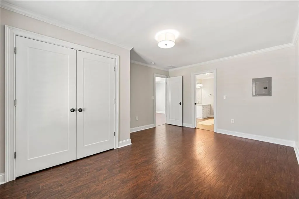 Atlanta, Georgia 30342, United States, 5 Bedrooms Bedrooms, ,3 BathroomsBathrooms,Residential,Active,112096