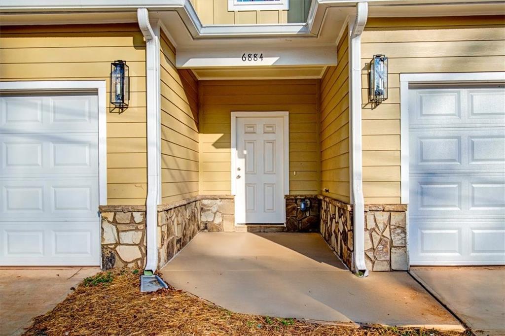 6884 Robinson Street, Lithonia, Georgia image 6
