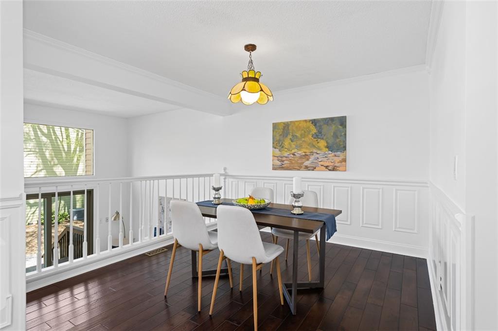 1127 Riverbend Club Drive, Atlanta, Georgia image 7