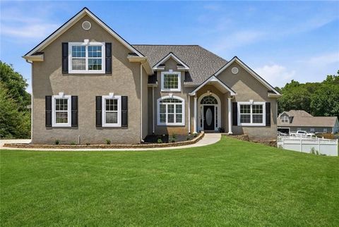 Homes For Sale - 705 Gatwick Court<br/> Locust Grove, GA 30248