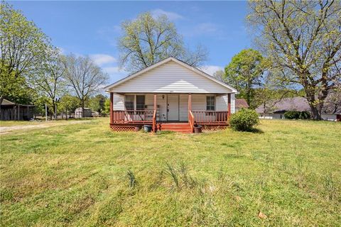 Homes For Sale - 603 Webb Gin House Road<br/> Lawrenceville, GA 30045