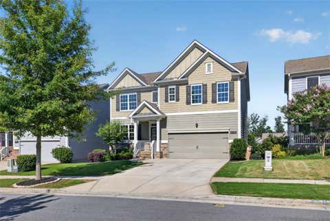 Homes For Sale - 6732 Scarlet Oak Way<br/> Flowery Branch, GA 30542