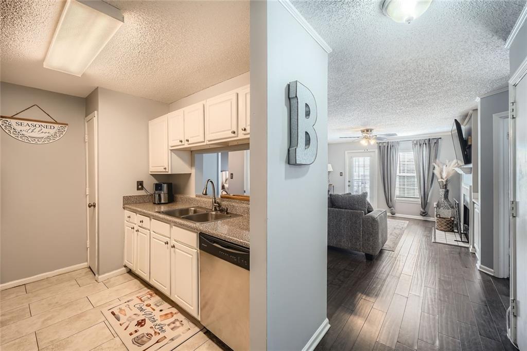 3655 Habersham Road NE 227