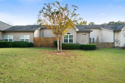 A home in Powder Springs