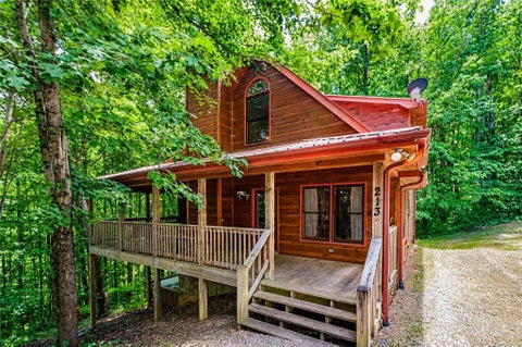 Homes For Sale - 213 Moonshine Hollow<br/> Blue Ridge, GA 30513