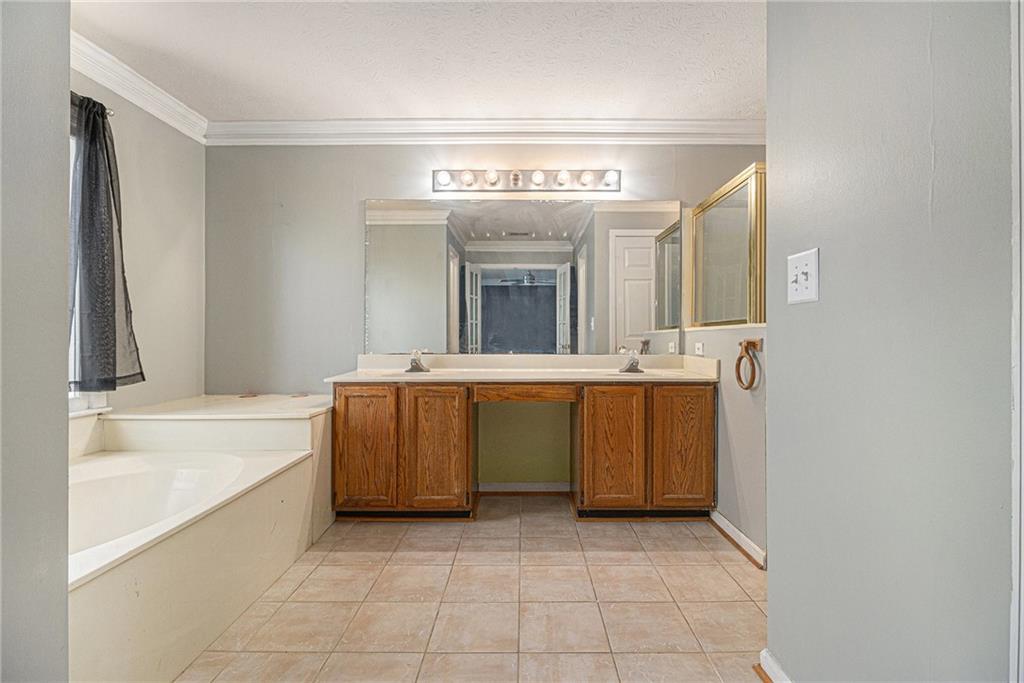 624 Longbow Court, Stone Mountain, Georgia image 19