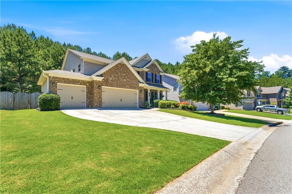 3735 Grandview Manor Drive