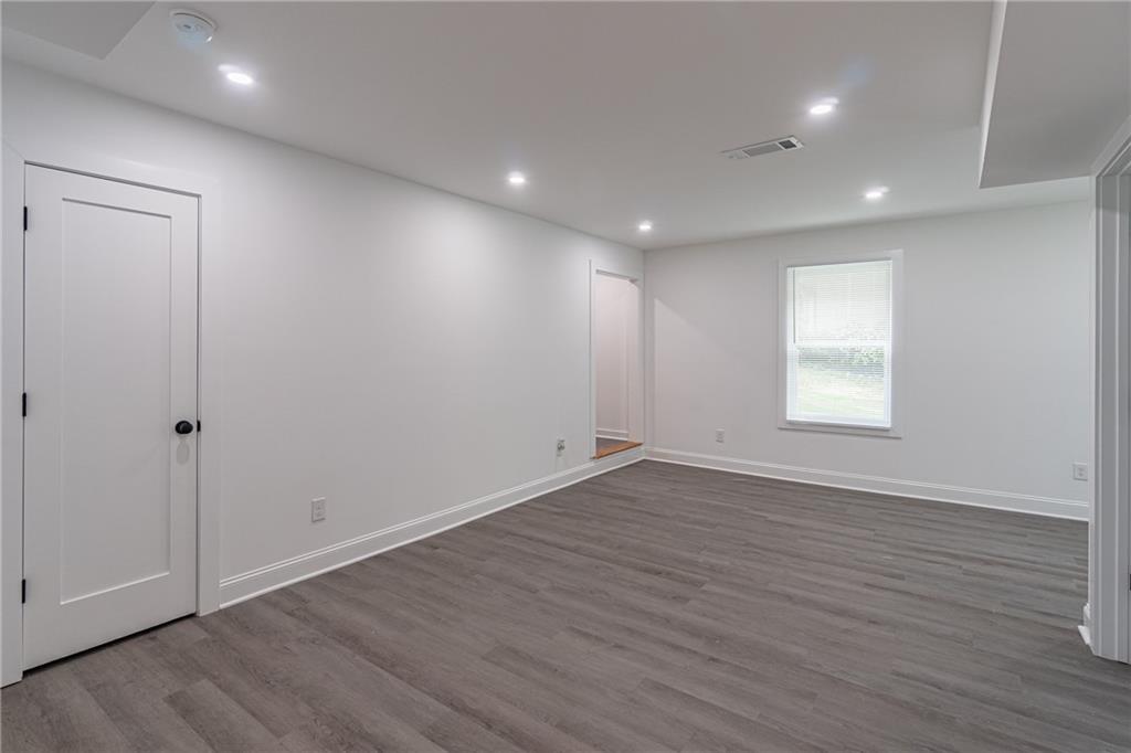 2265 Hillbriar Drive, Buford, Georgia image 32