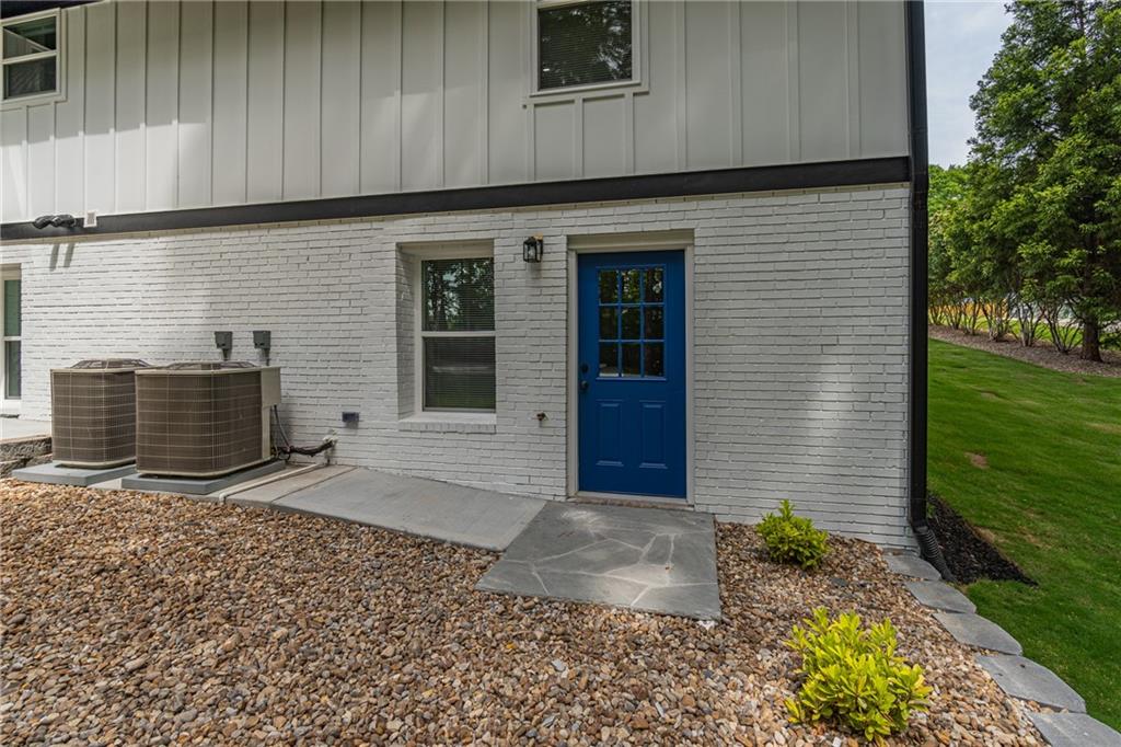 2265 Hillbriar Drive, Buford, Georgia image 48