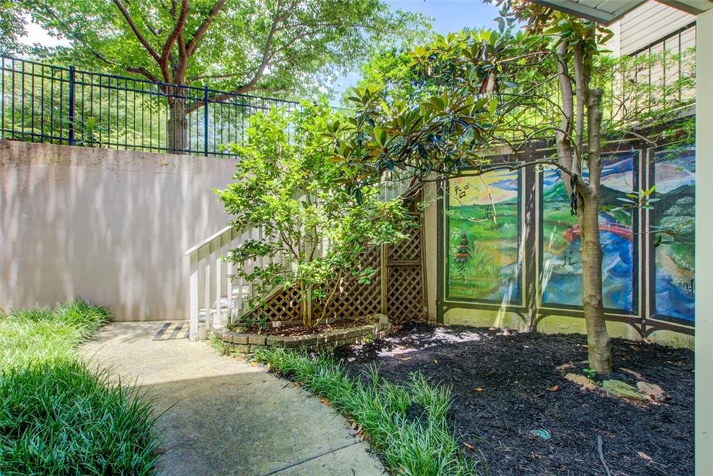 1306 Wynnes Ridge Circle SE