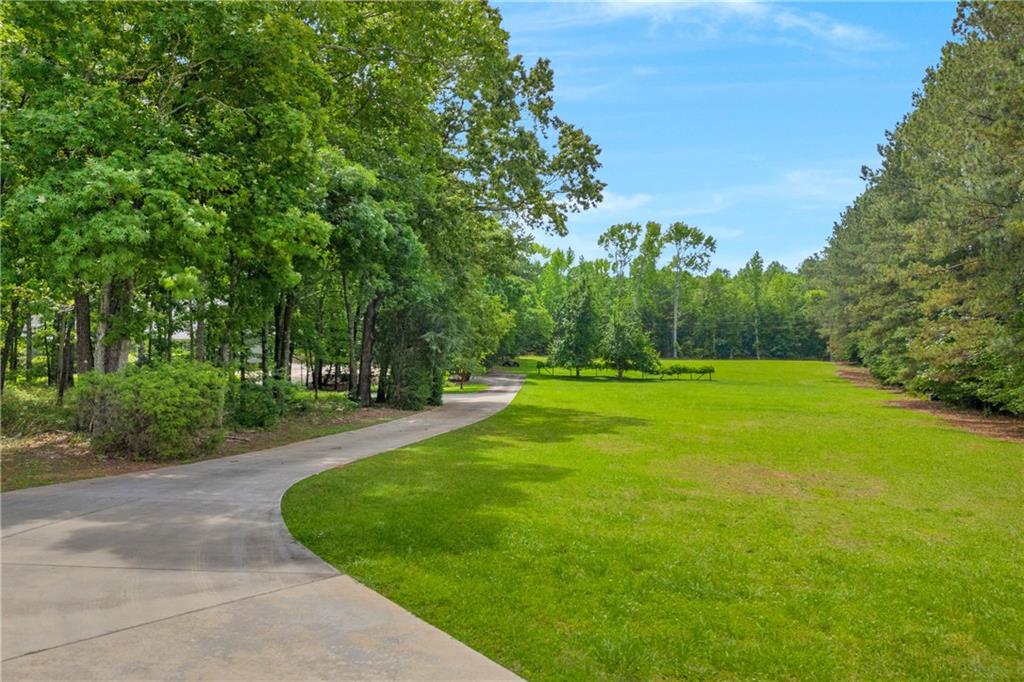 740 Skyline Drive, Covington, Georgia image 9