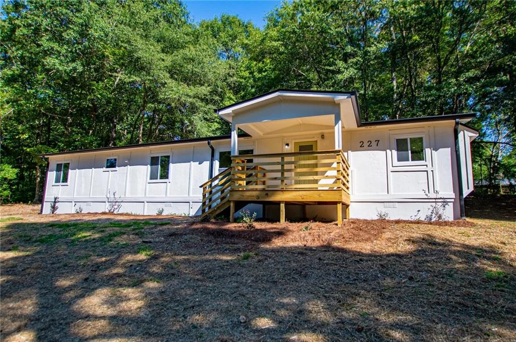 227 Garden Lake Drive, Carrollton, GA, 30116