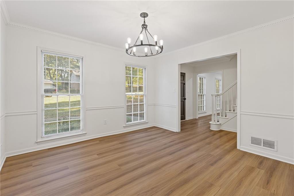 4045 White Oak Lane, Lilburn, Georgia image 12