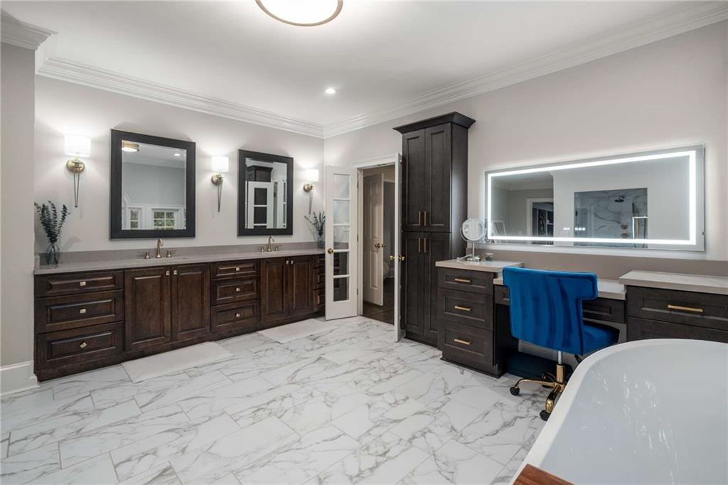 Atlanta Country Club - Residential