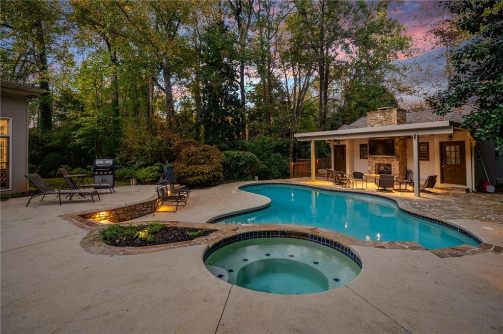 Atlanta Country Club - Residential