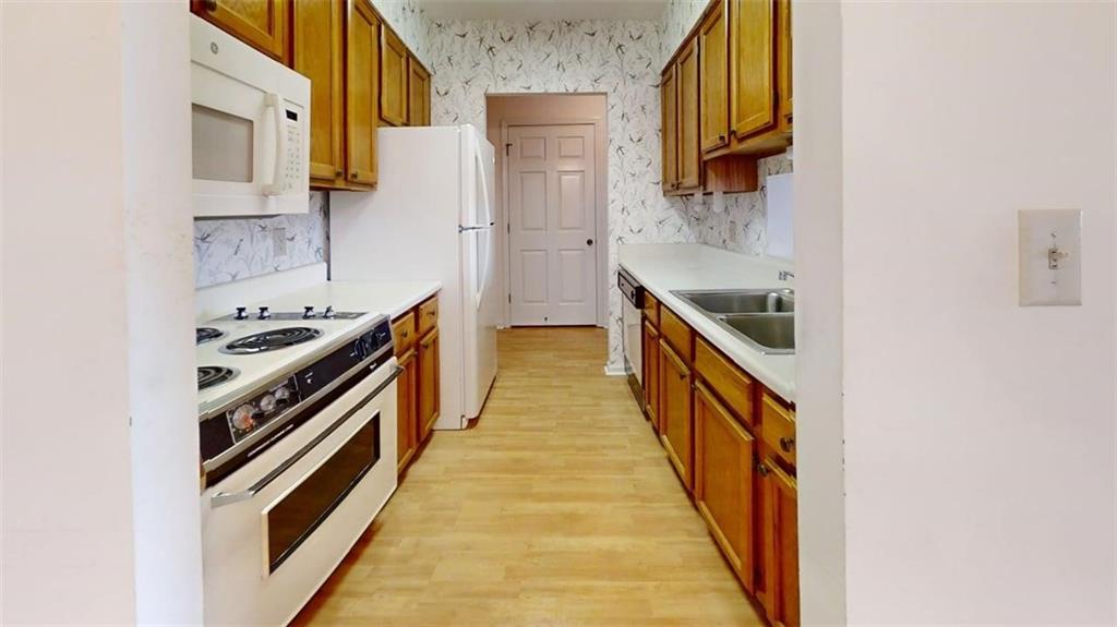 300 Johnson Ferry Road NE B607