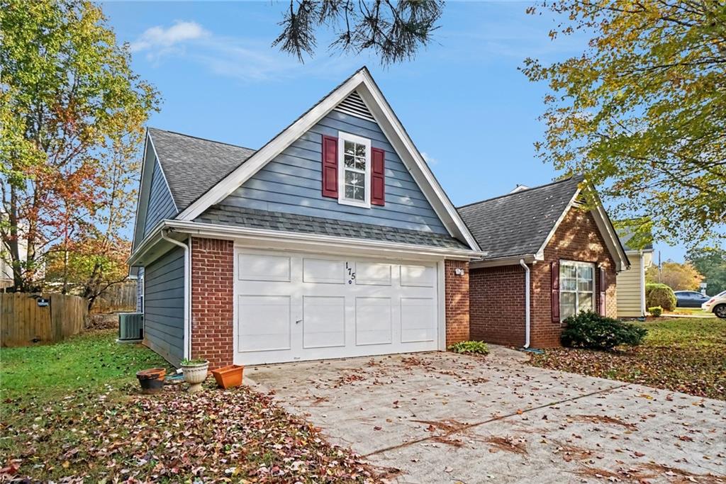 175 Summer Lake Drive SW
