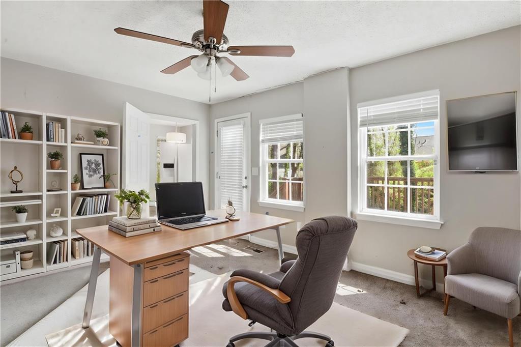 1404 Chapel Hill Lane SW