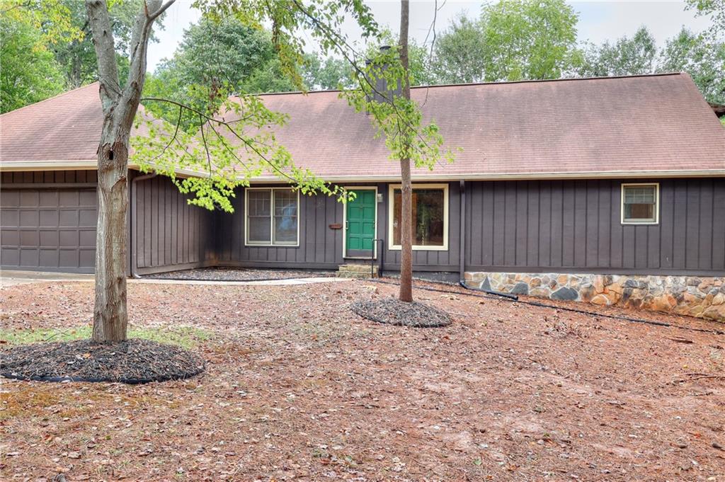 2523 Empire Forest Drive, Tucker, Georgia image 3