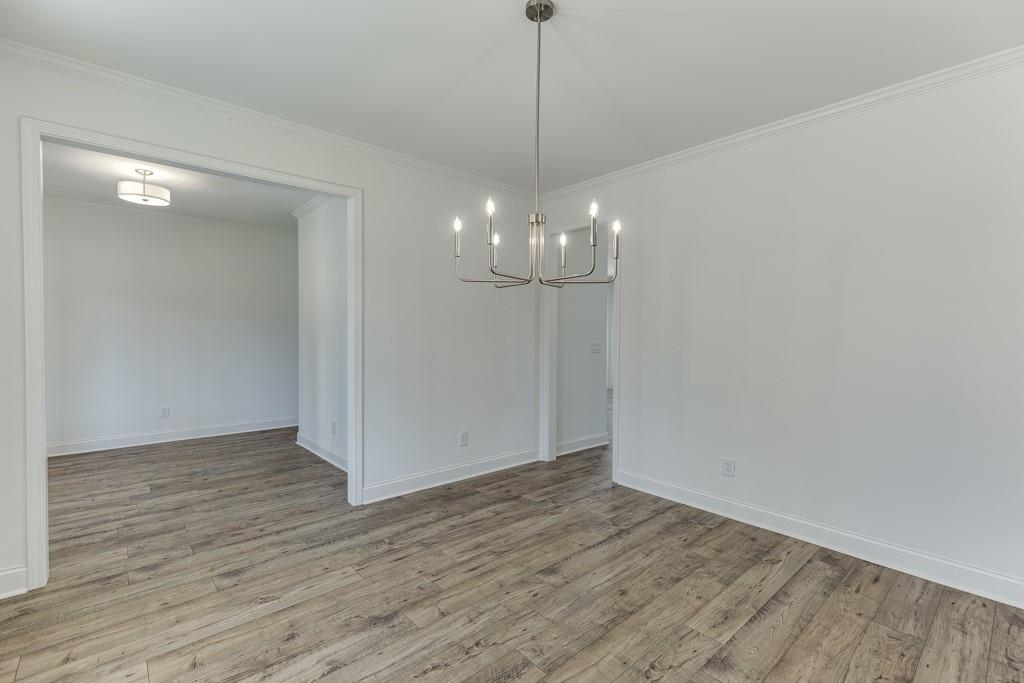 929 Lakeview
