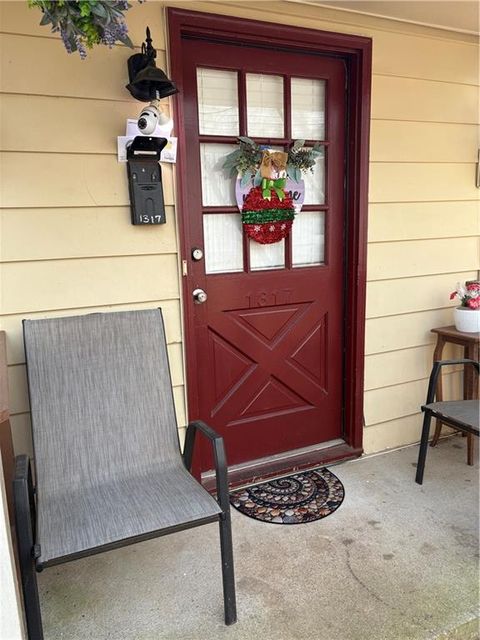 Condo For Sale - 1317 Surrey Lane<br/> Marietta, GA 30008