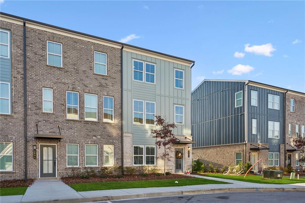 2681 Whistler Way NE