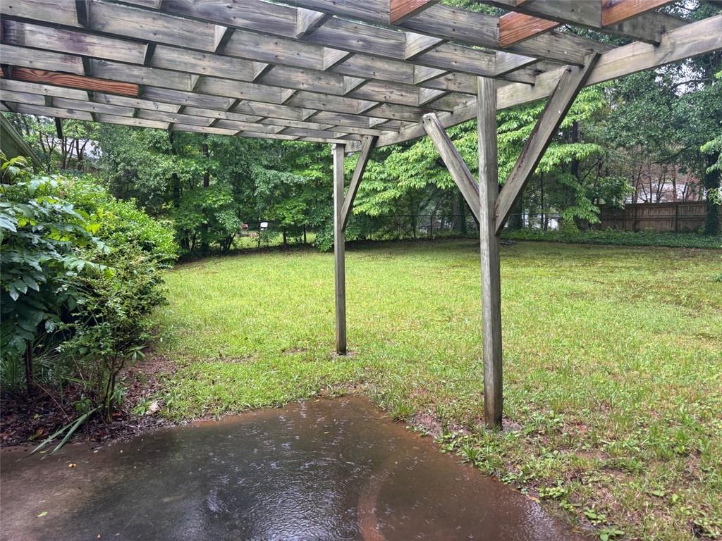 4889 Fairforest Drive, Stone Mountain, Georgia image 3