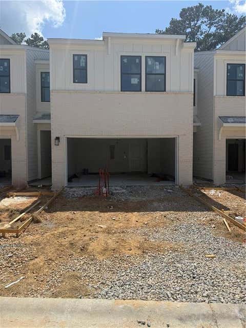 Townhouse For Sale - 2002 Underwood Drive #2<br/> Lawrenceville, GA 30043