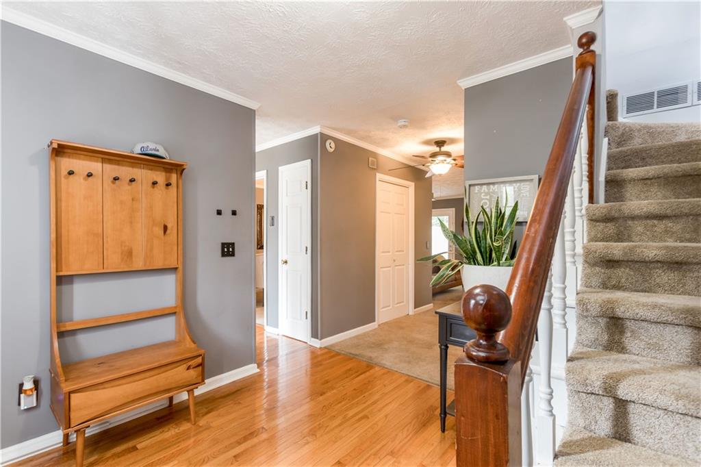 181 Brighton Court SW