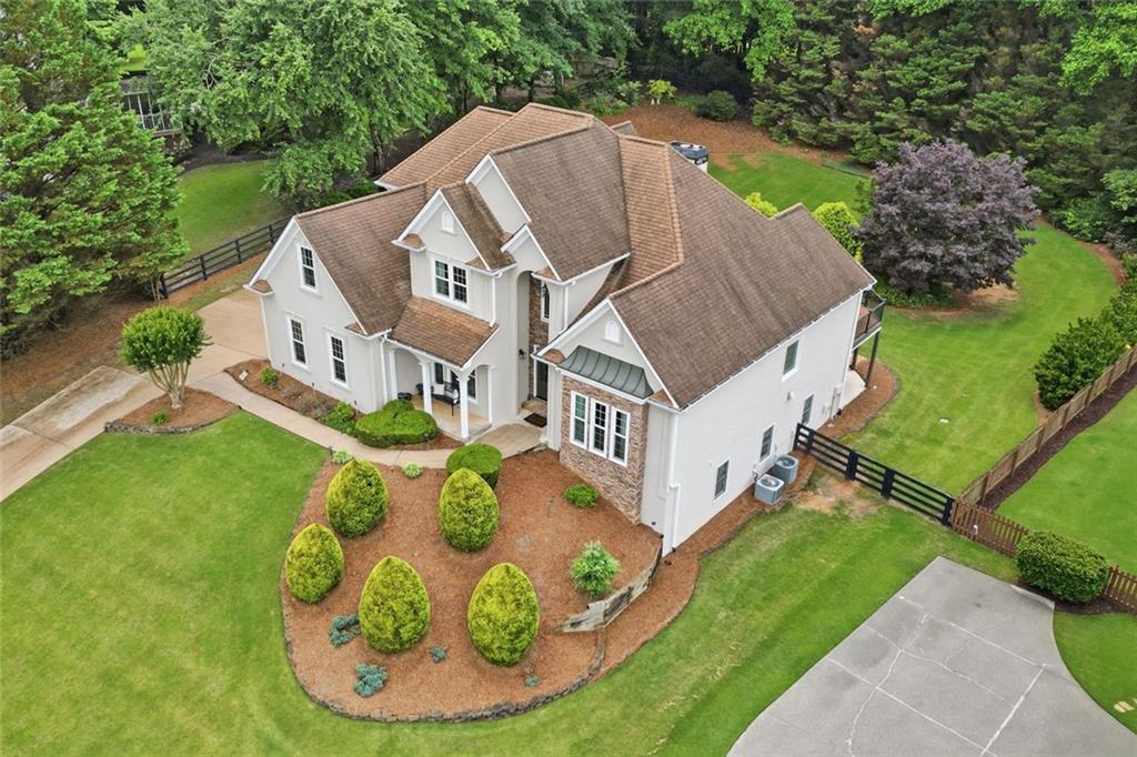 5015 Oakmont Bend Drive