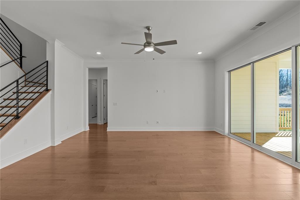 Ellis - Residential