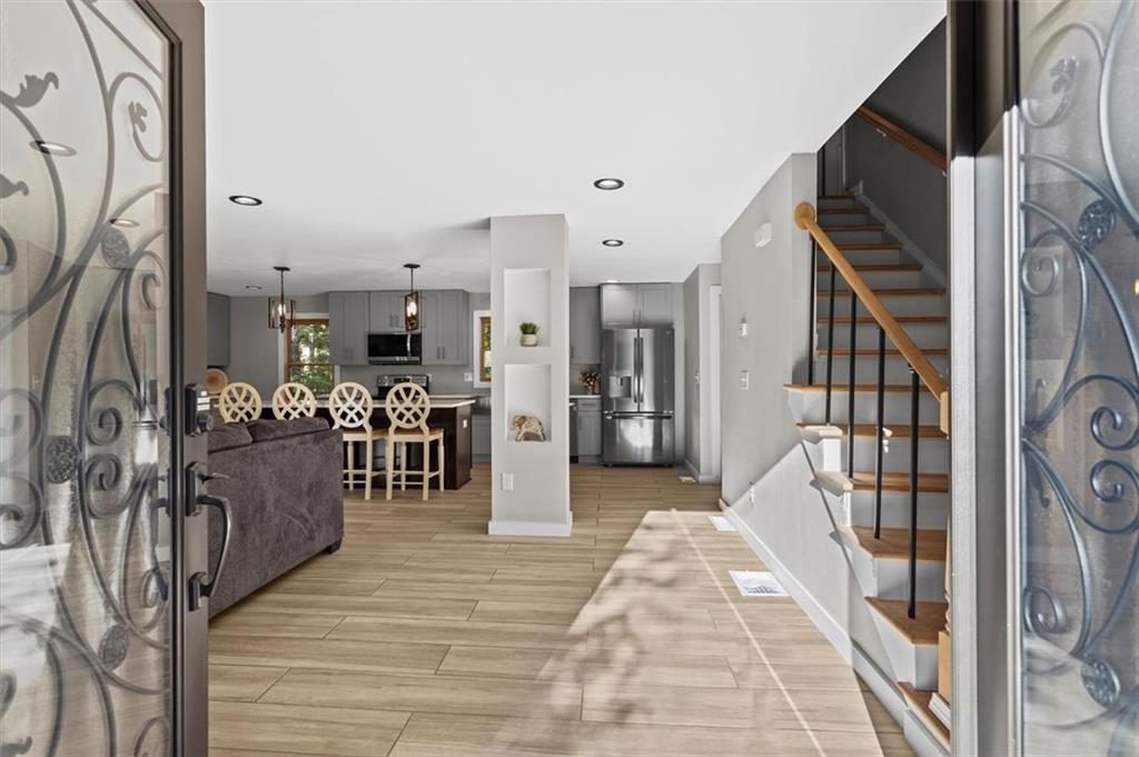 2731 BRACKENWOOD Drive