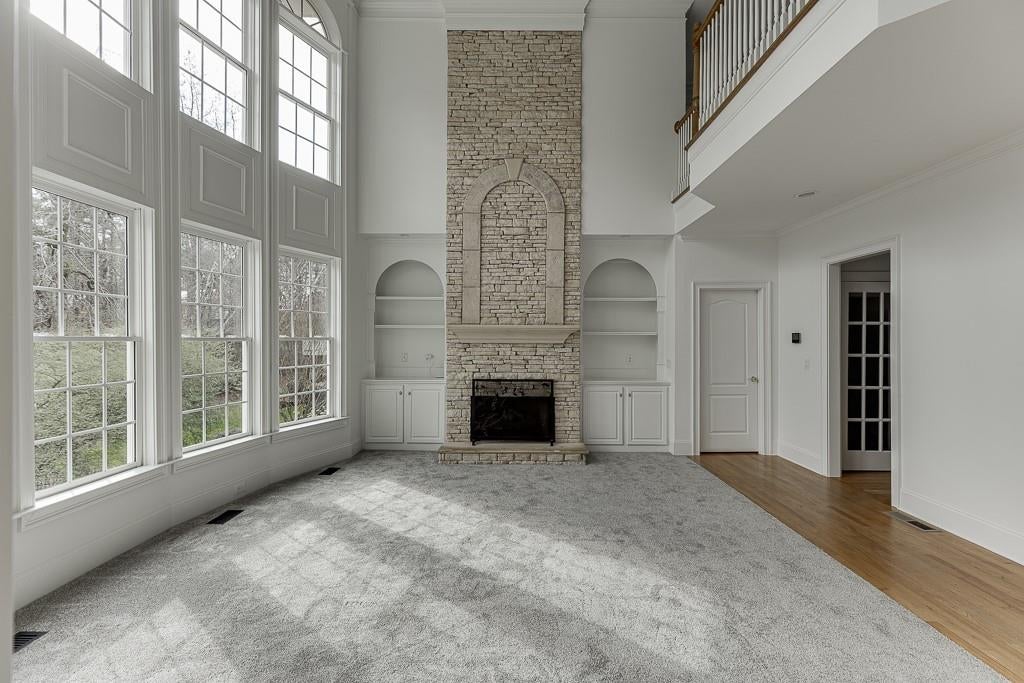 2747 PATHVIEW Drive
